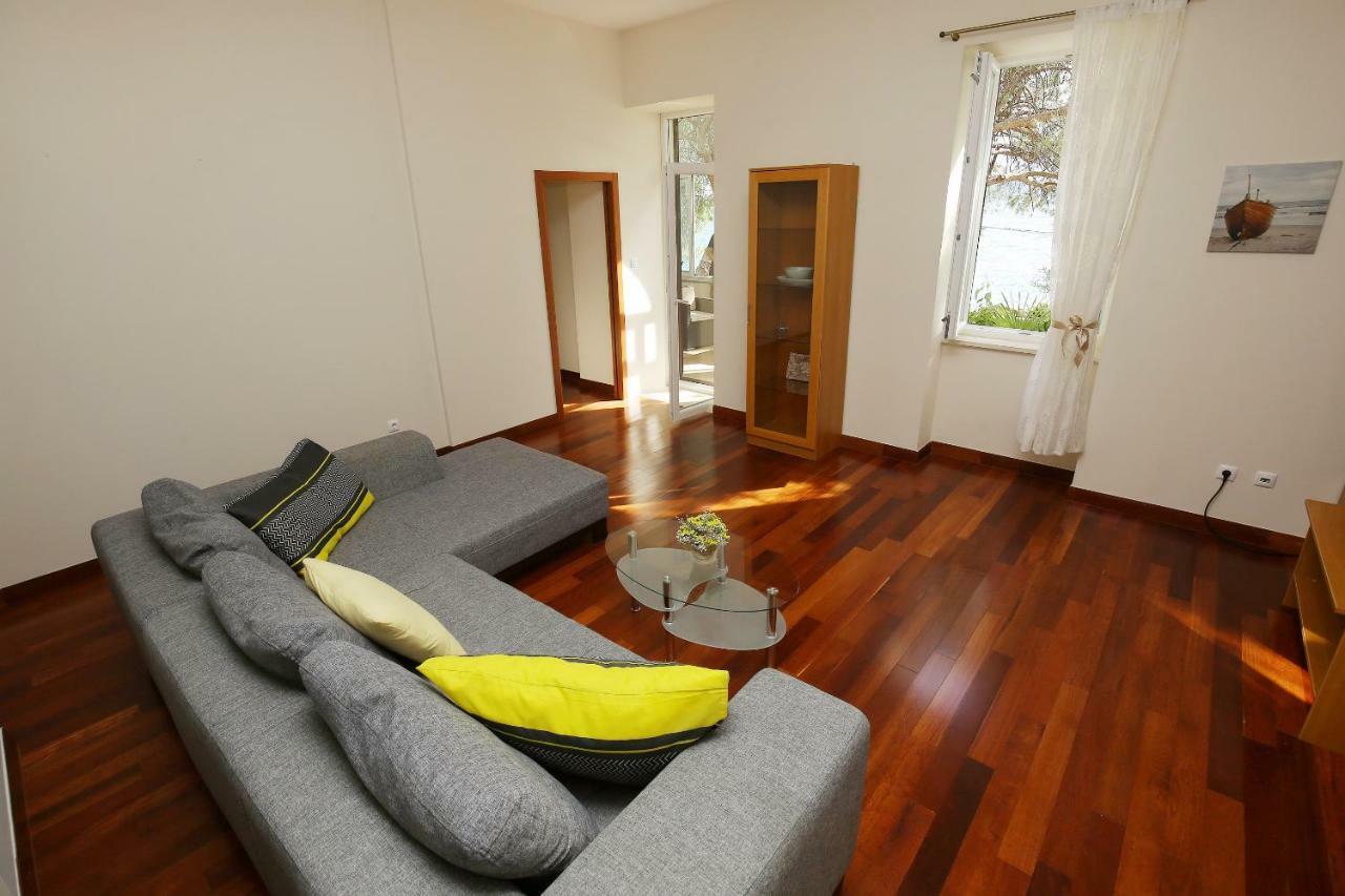 Seafront Beach Apartment - Directly At The Beach Zadar Exteriér fotografie